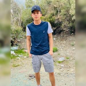 Meet your Posher, Nestor manuel